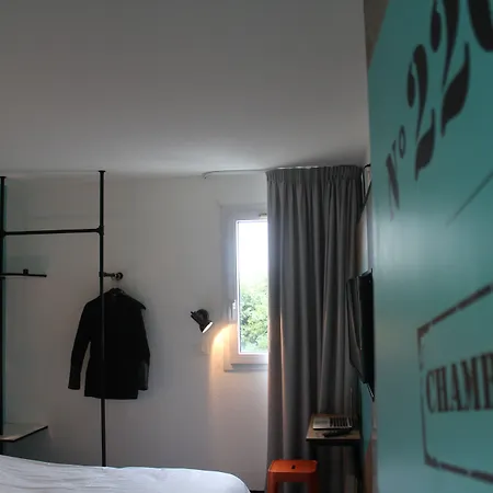 Отель The Originals Access, Clermont-ferrand Nord 2*