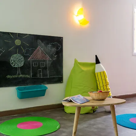 Hotel The Originals Access, Clermont-ferrand Nord 2*