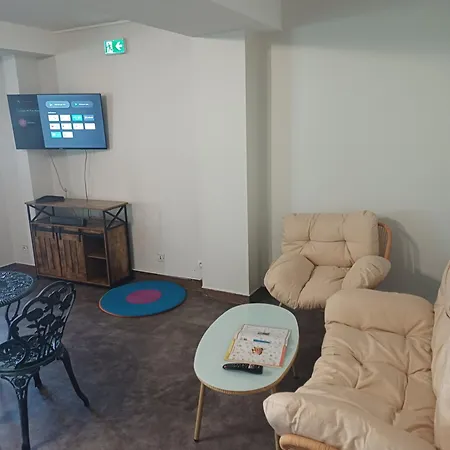 The Originals Access, Clermont-ferrand Nord ホテル シャトーゲ