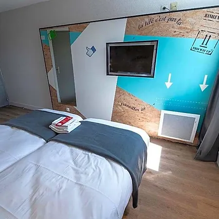 Отель The Originals Access, Clermont-ferrand Nord
