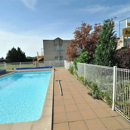 Hotel The Originals Access, Clermont-ferrand Nord