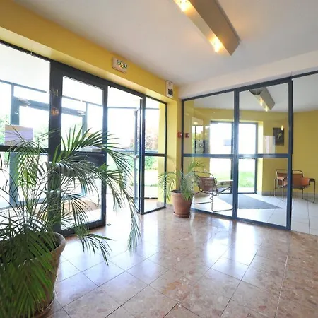 The Originals Access, Clermont-ferrand Nord 2* Châteaugay