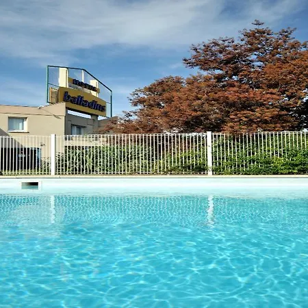 The Originals Access, Clermont-ferrand Nord Otel 2*