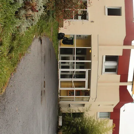 The Originals Access, Clermont-ferrand Nord מלון Châteaugay