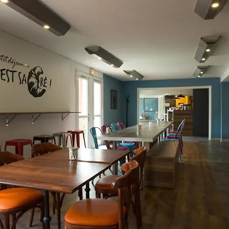 מלון The Originals Access, Clermont-ferrand Nord Châteaugay