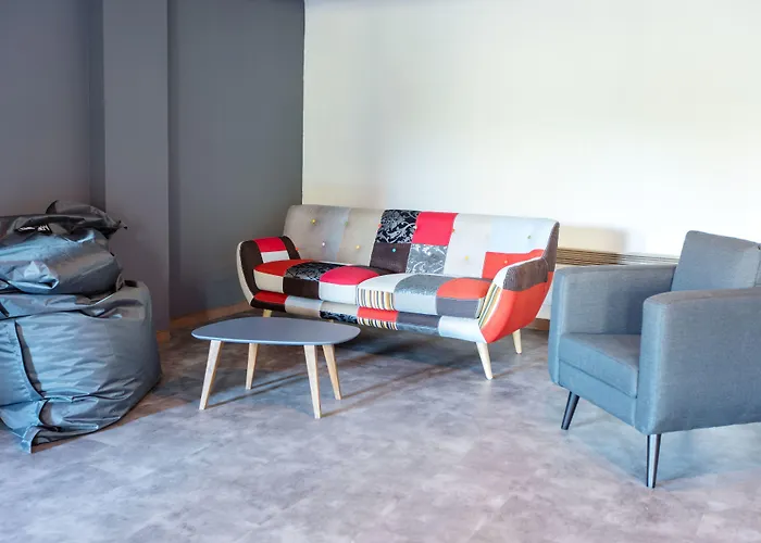 מלון The Originals Access, Clermont-ferrand Nord Châteaugay