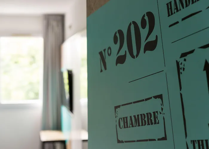 מלון The Originals Access, Clermont-ferrand Nord 2*