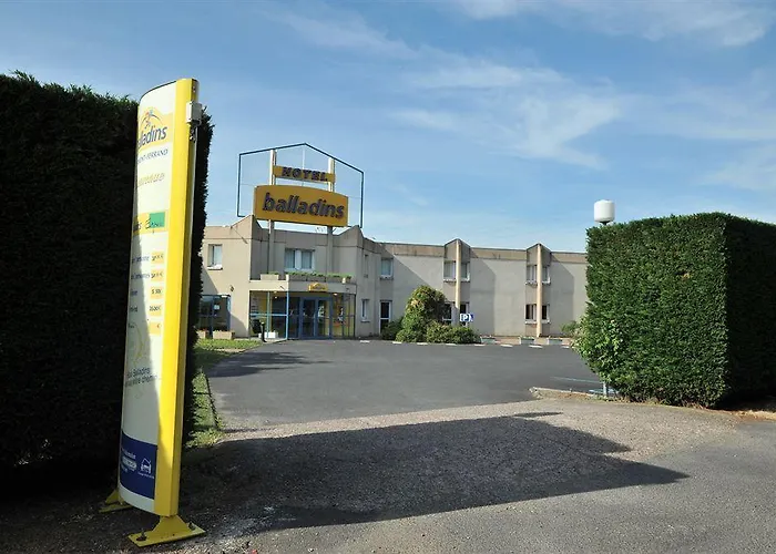 מלון The Originals Access, Clermont-ferrand Nord 2*