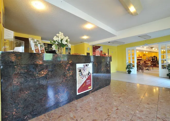 The Originals Access, Clermont-ferrand Nord מלון 2*